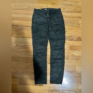 Joes Jeans Camo skinny cargo pants size 26 worn once